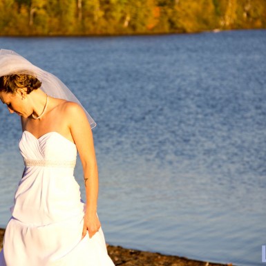 Bride On The Lake – LacossDesigns.com